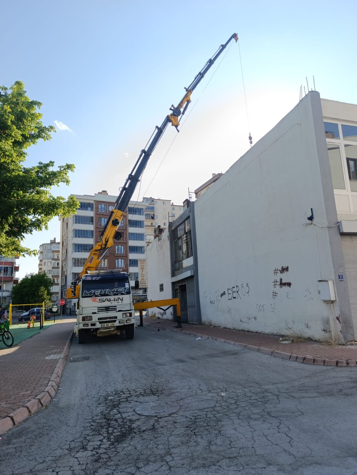 WhatsApp Image 2025-08-18 at 10.57.18 (1)